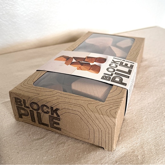STARBUCKS 2009 EXCLUSIVE 8-PC BLOCK PILE BALANCING WOOD STACK SKILL GAME NEW! - Picture 6 of 7